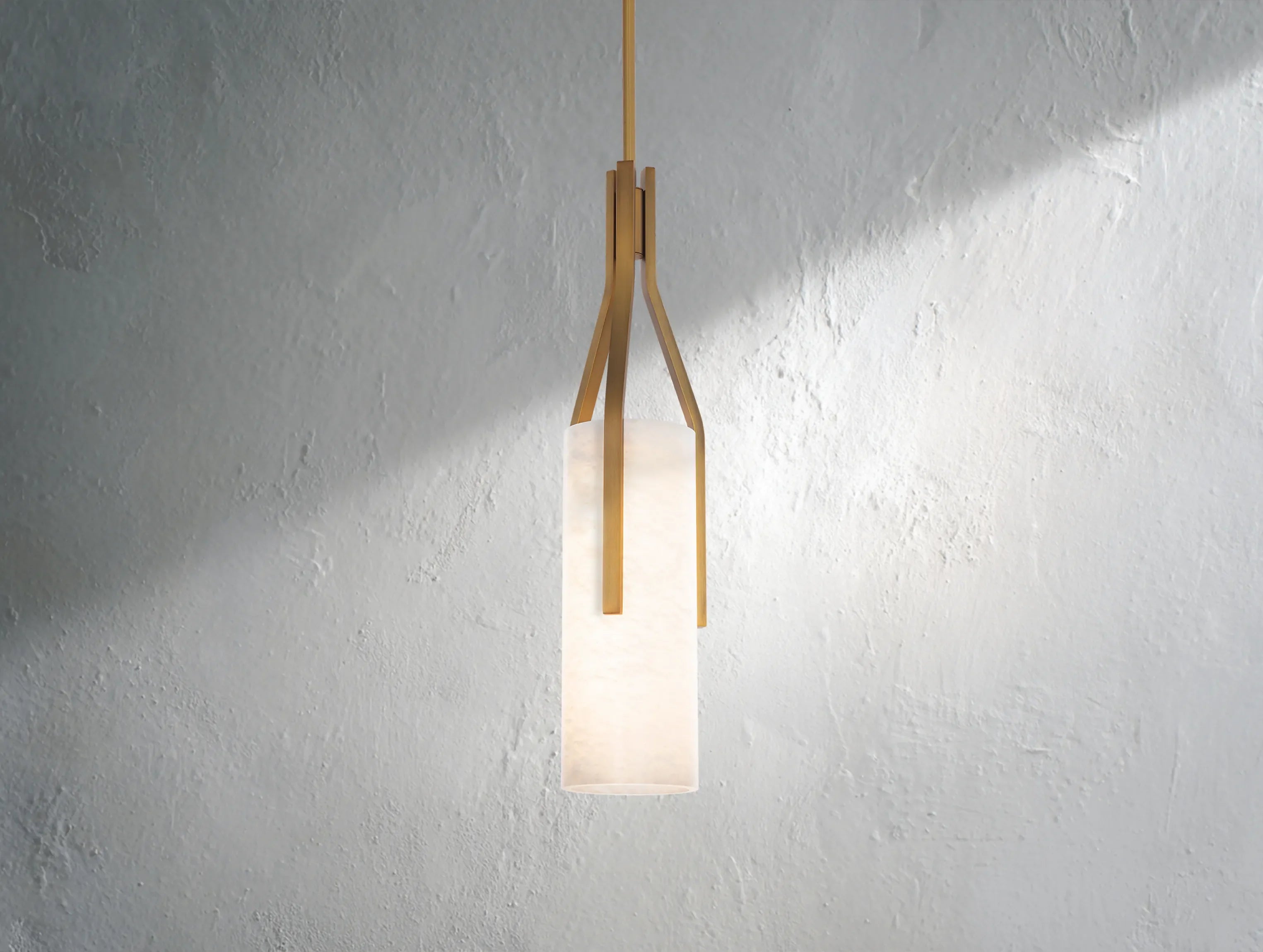 Roins Alabaster Cylinder Claw Pendant