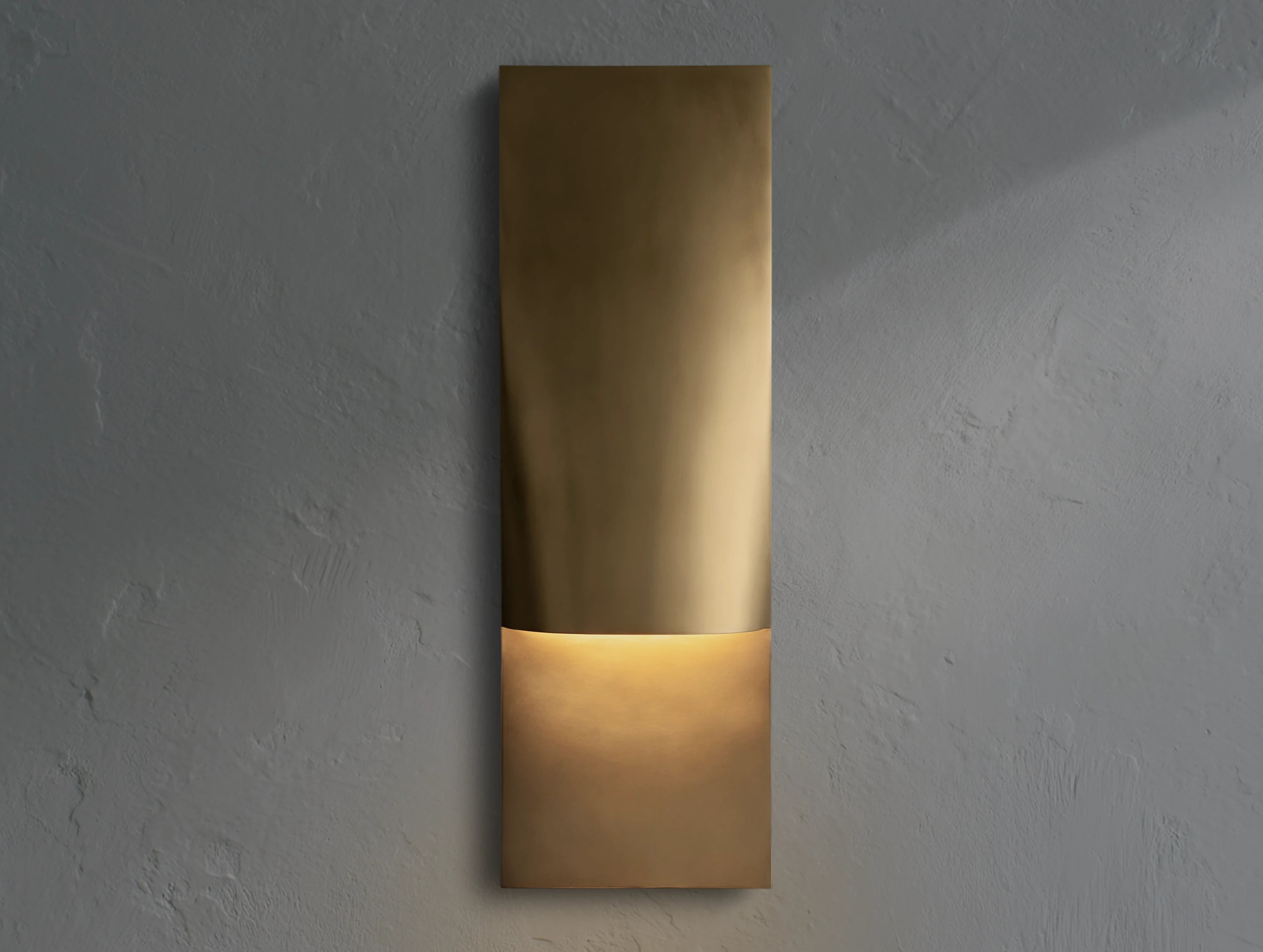 Taga Vertical Rectangular Sconce