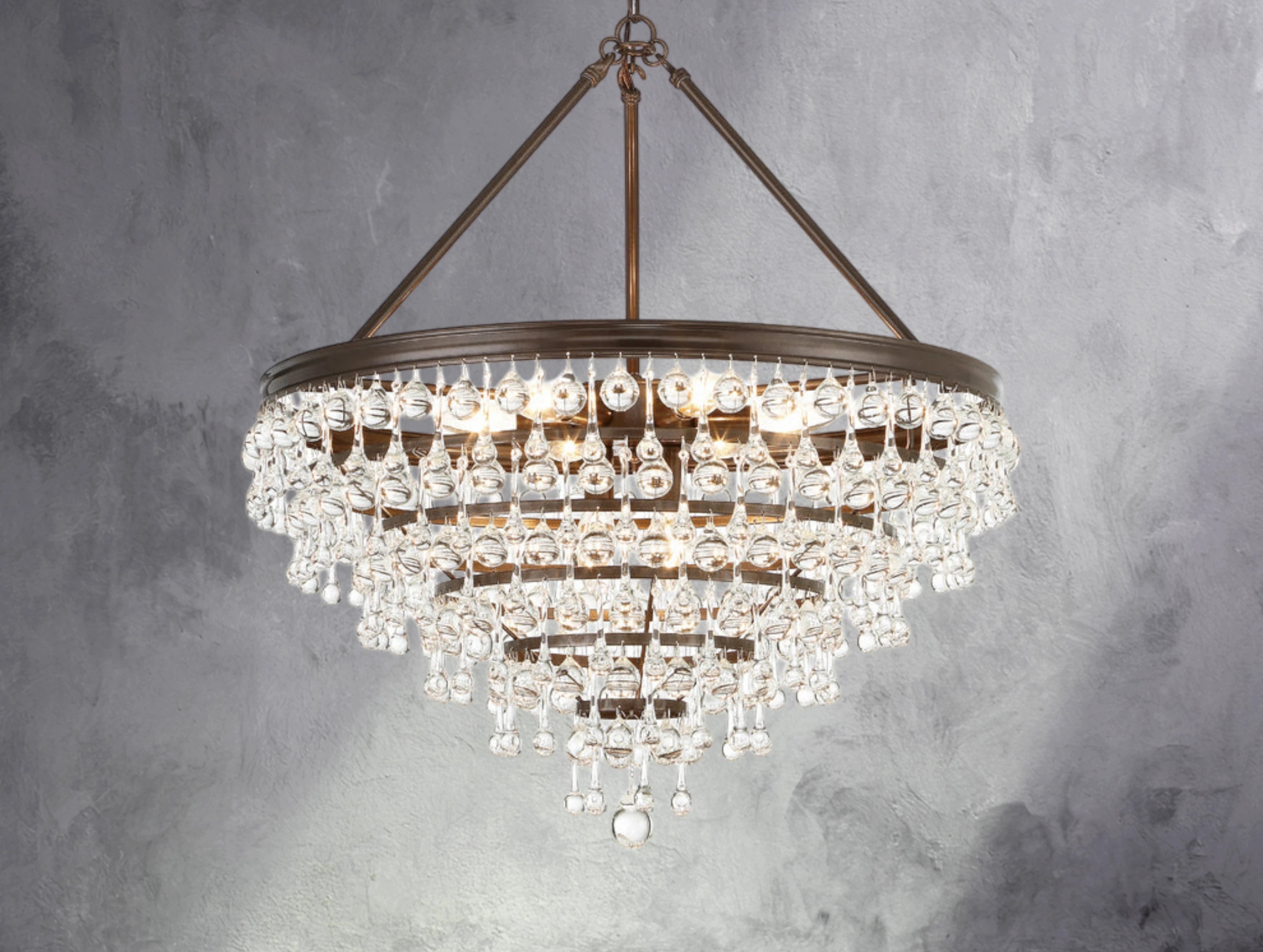 Scolid Chandelier