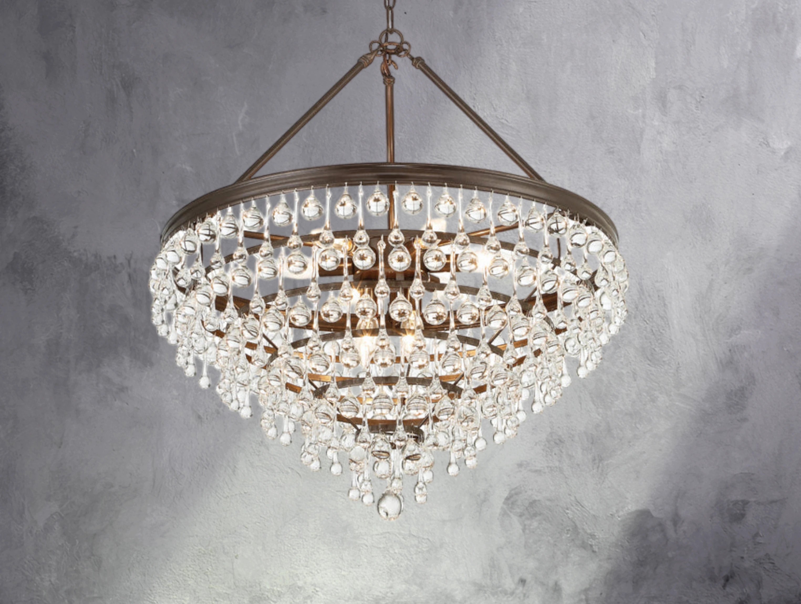 Scolid Chandelier