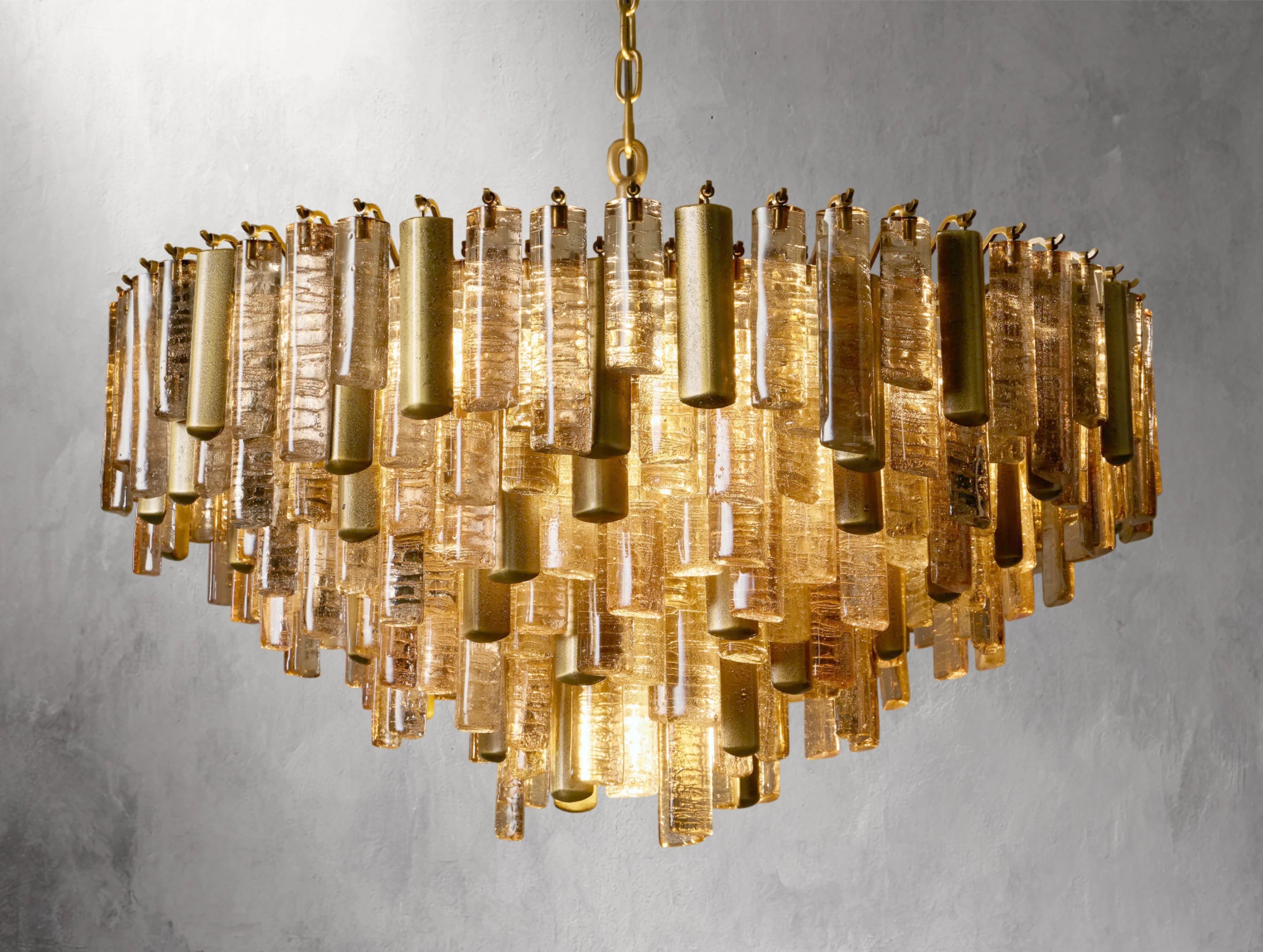 Nove Round Chandelier