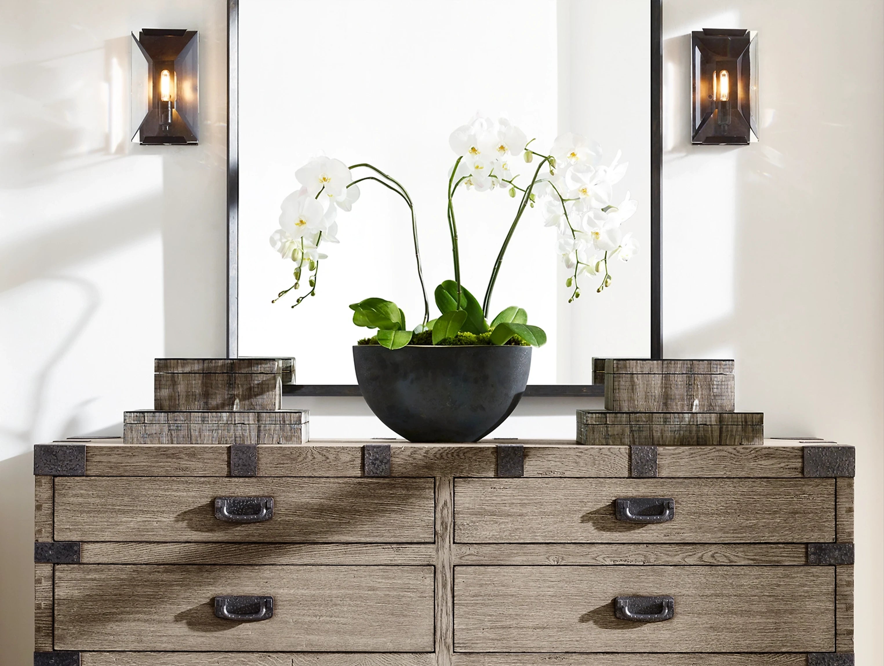 Valonne Crystal Sconce