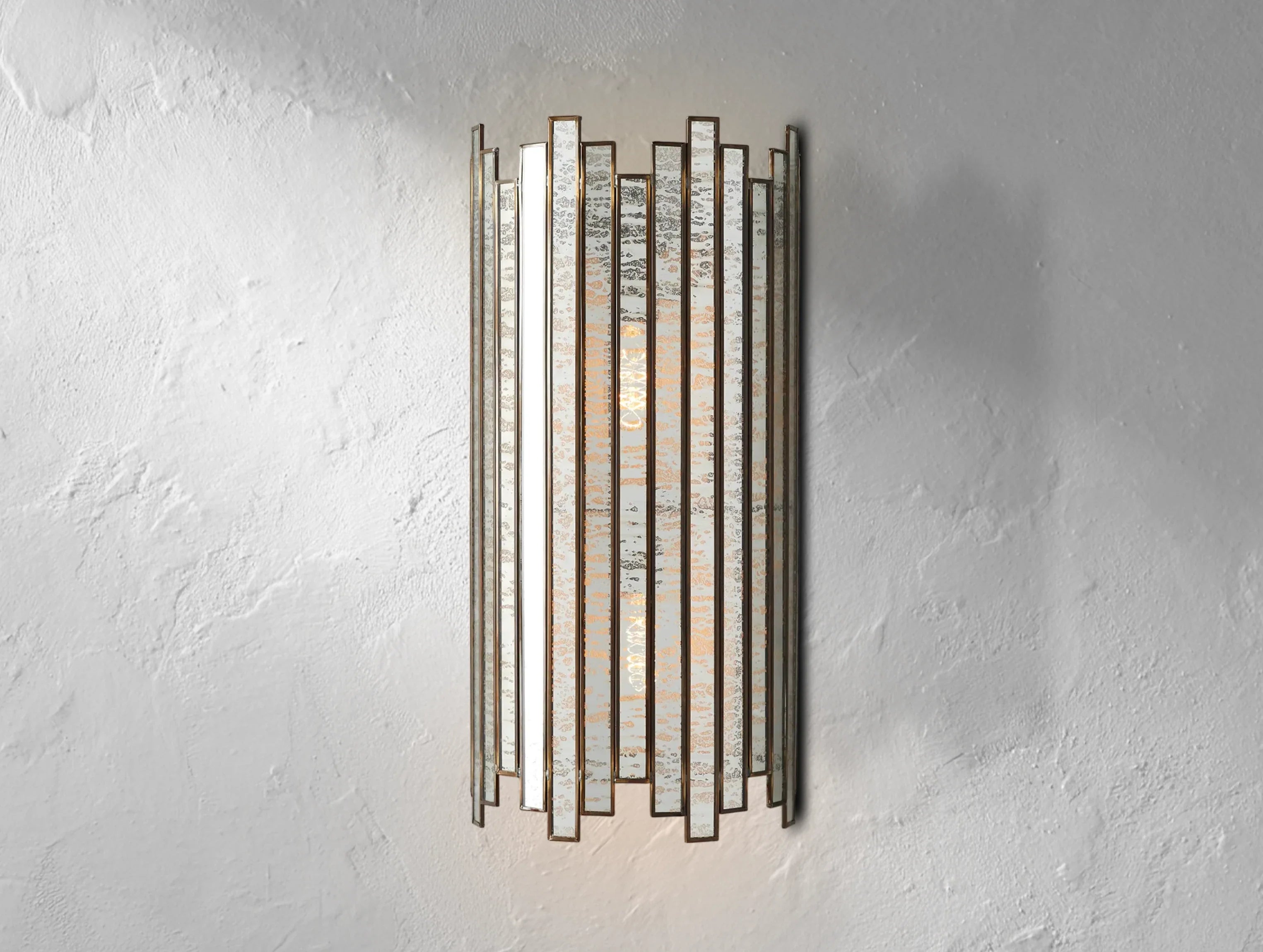 Loila Sconce