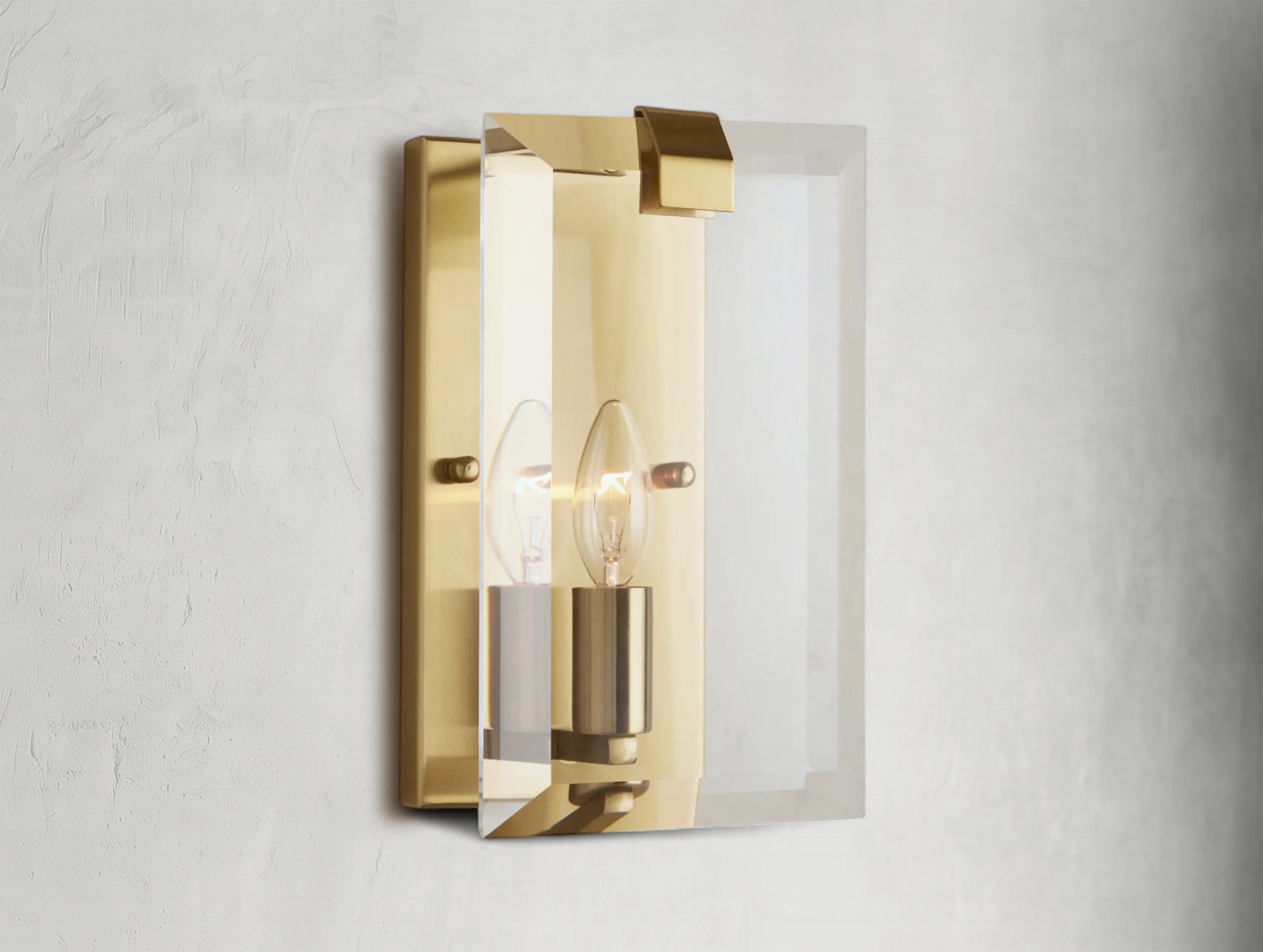 Kamaya Sconce