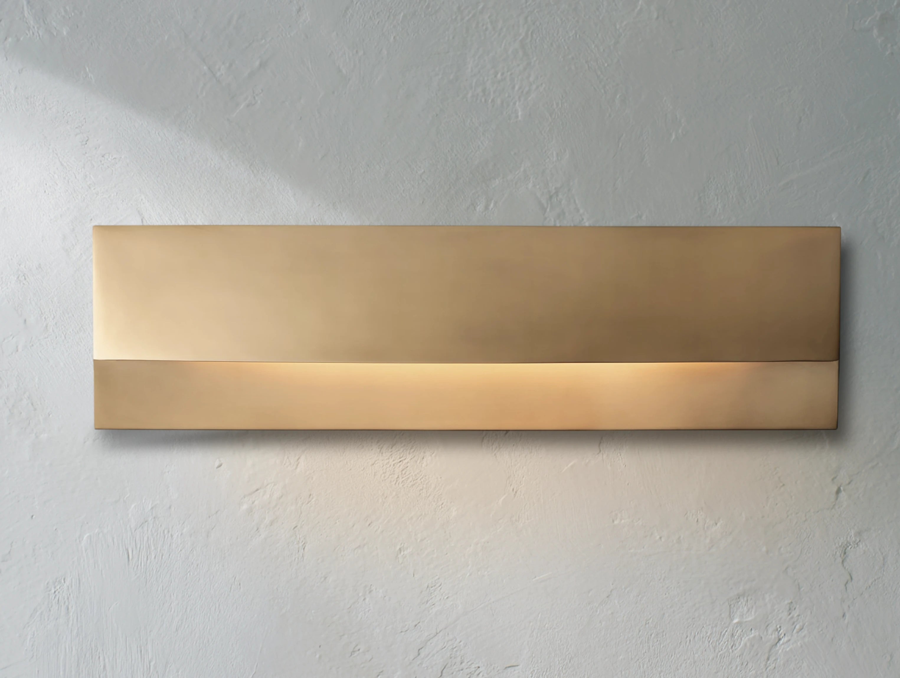 Taga Horizontal Rectangular Sconce