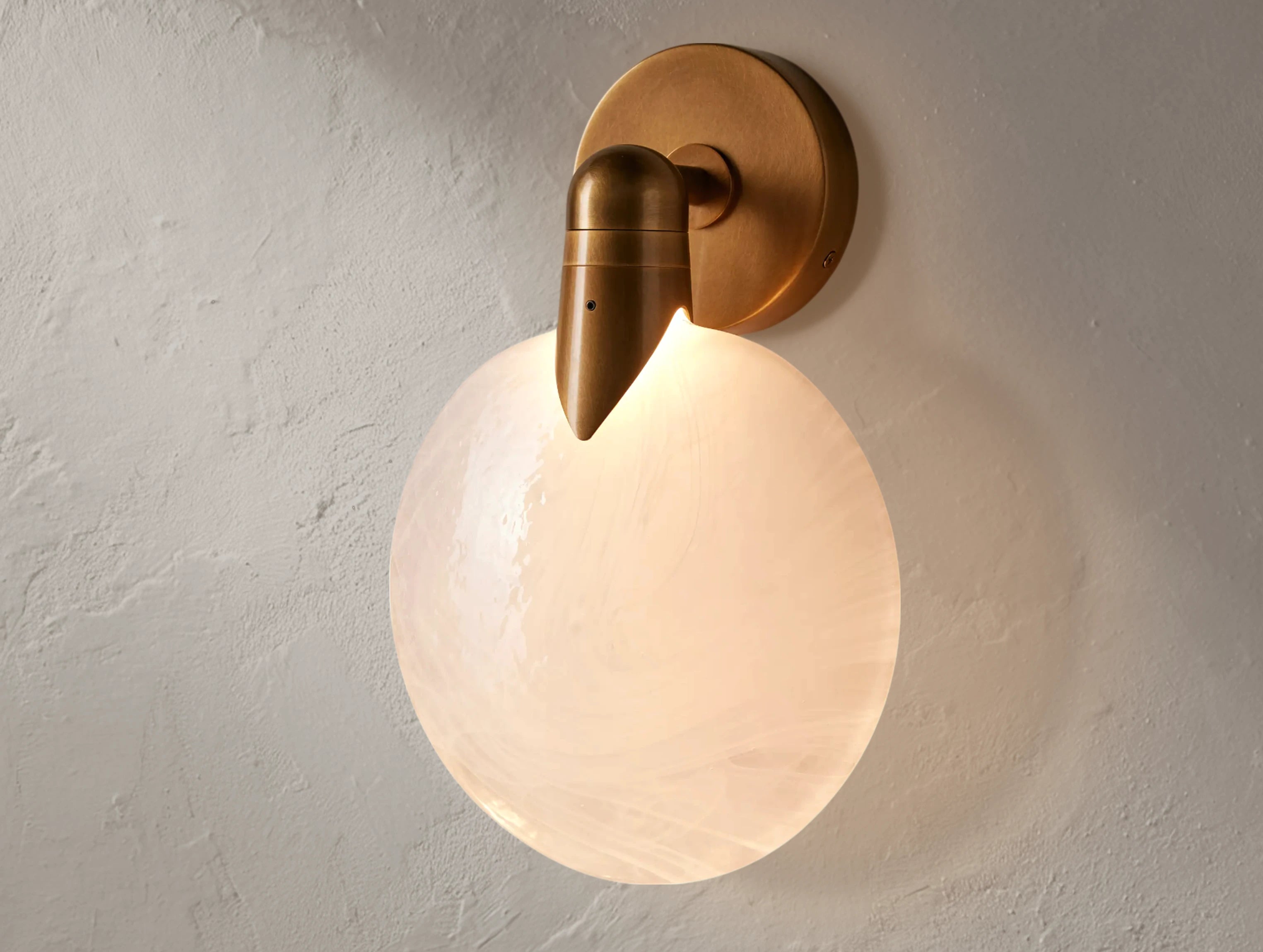 Lylan Sconce
