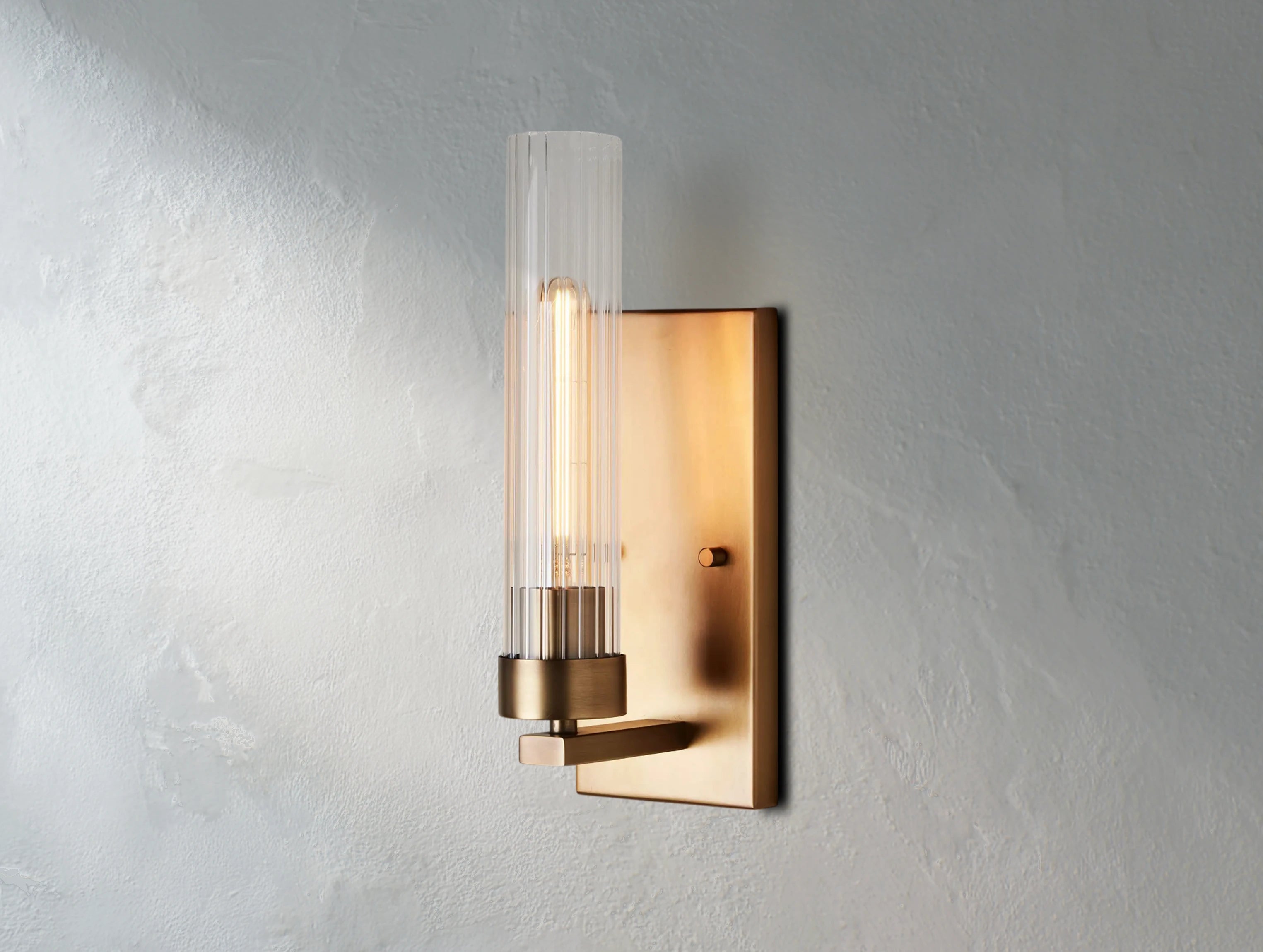Sarina Sconce