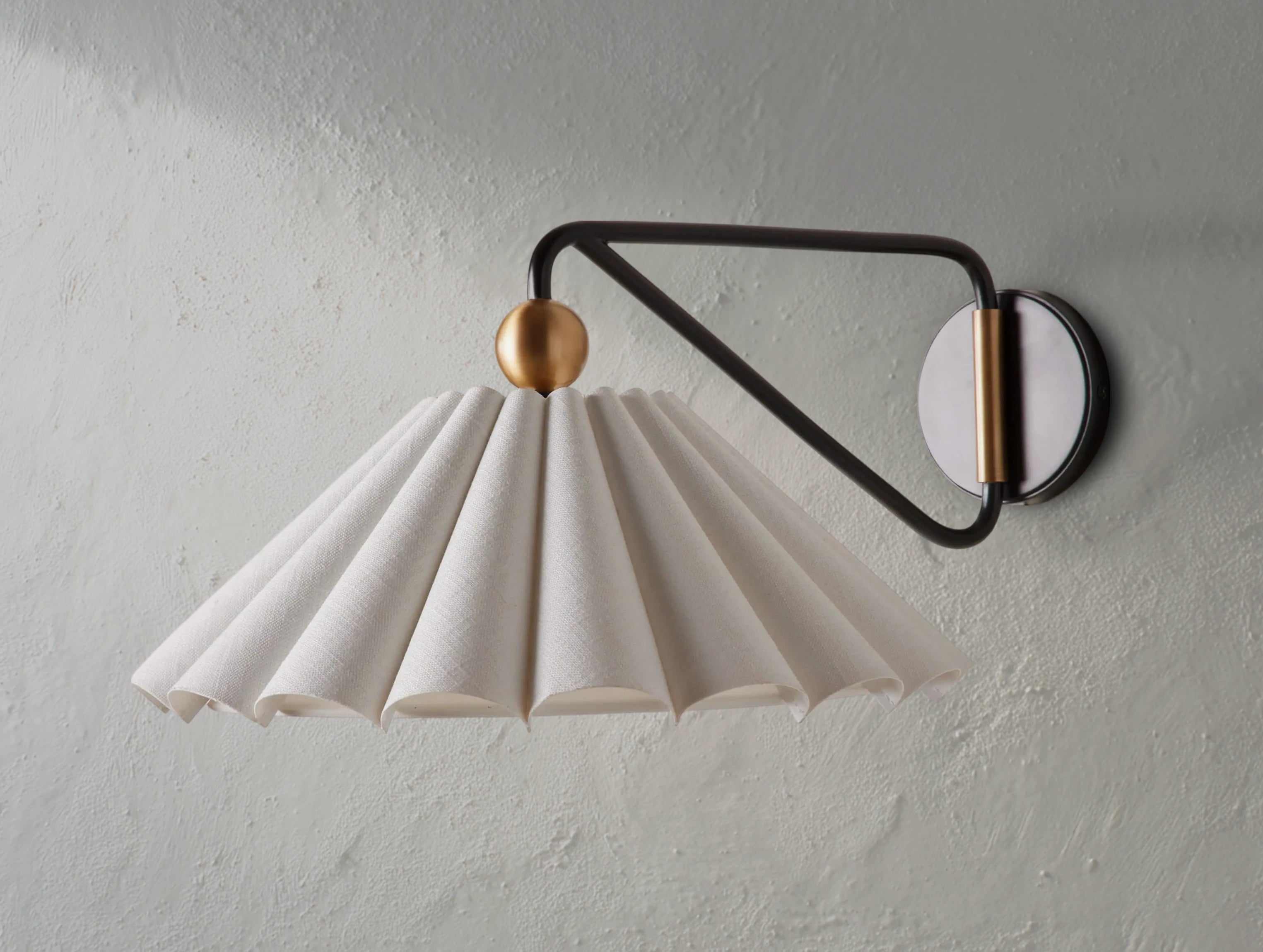 Hylen Sconce