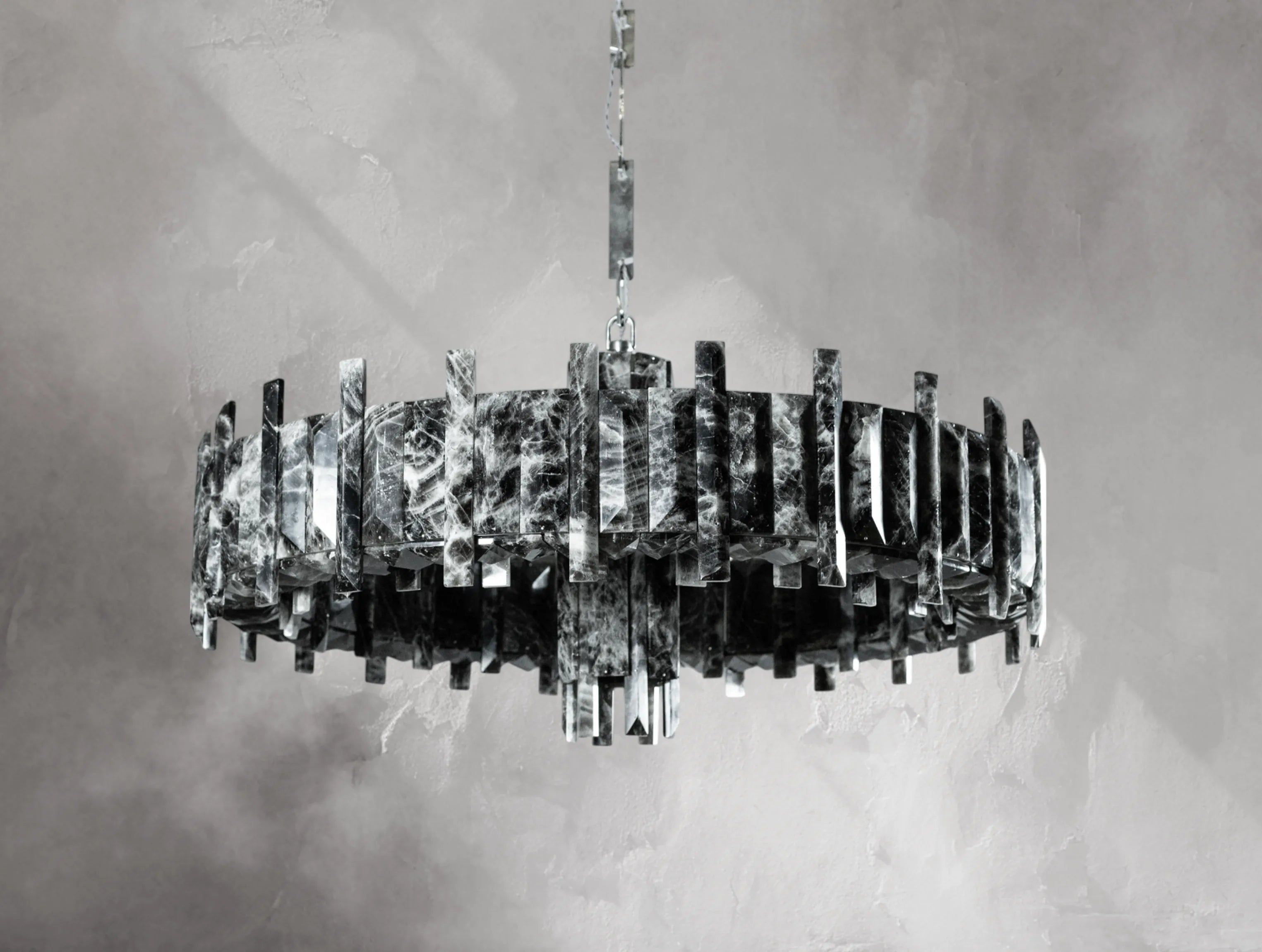 Lustra Nova Chandelier