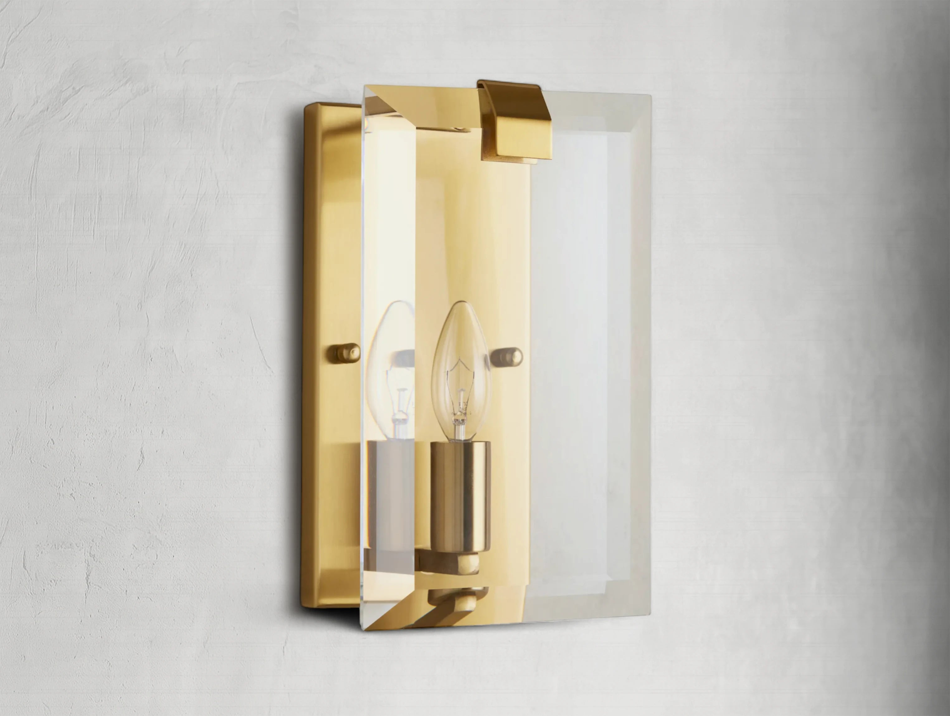 Kamaya Sconce
