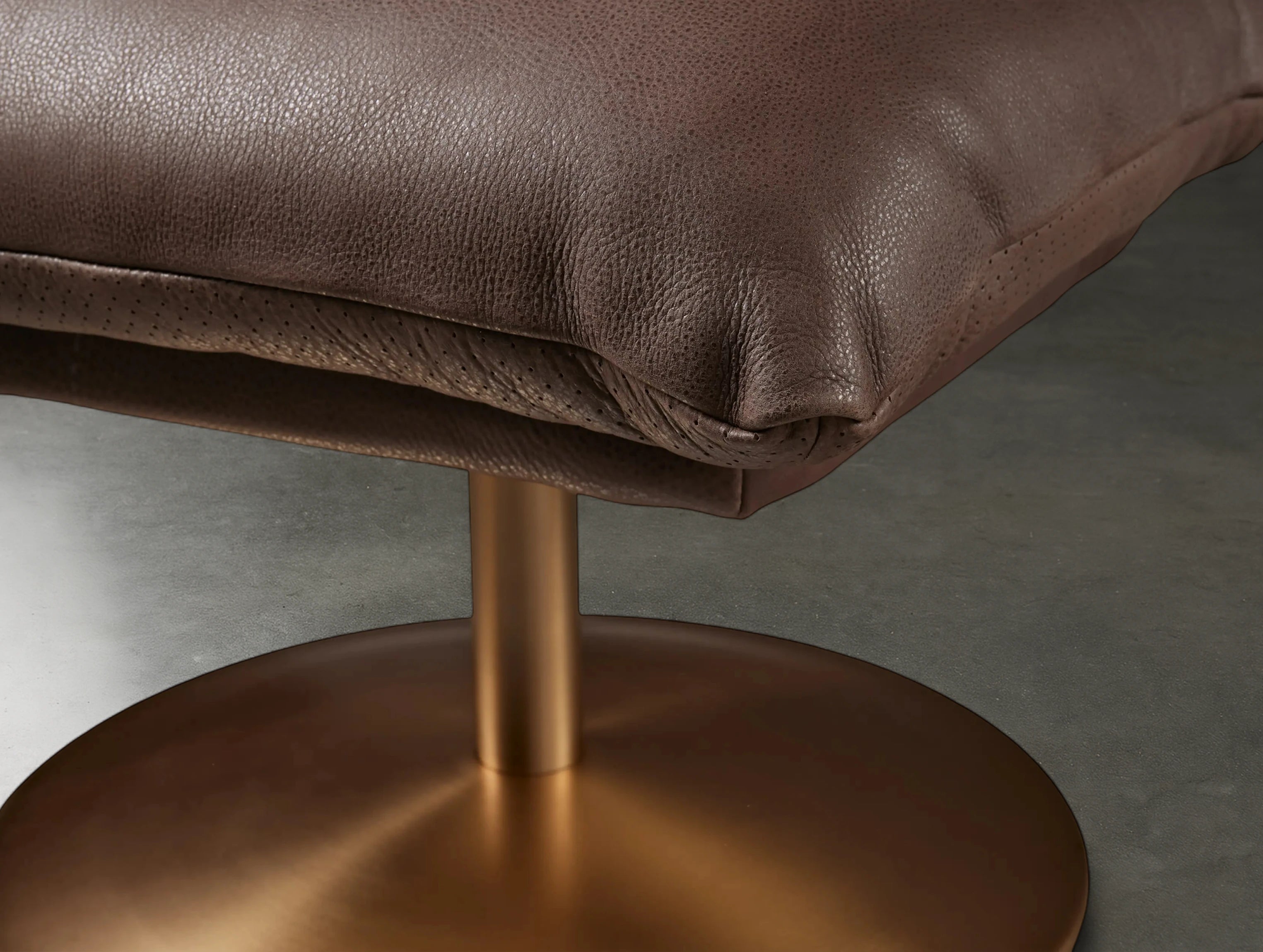 Deniel Leather Ottoman