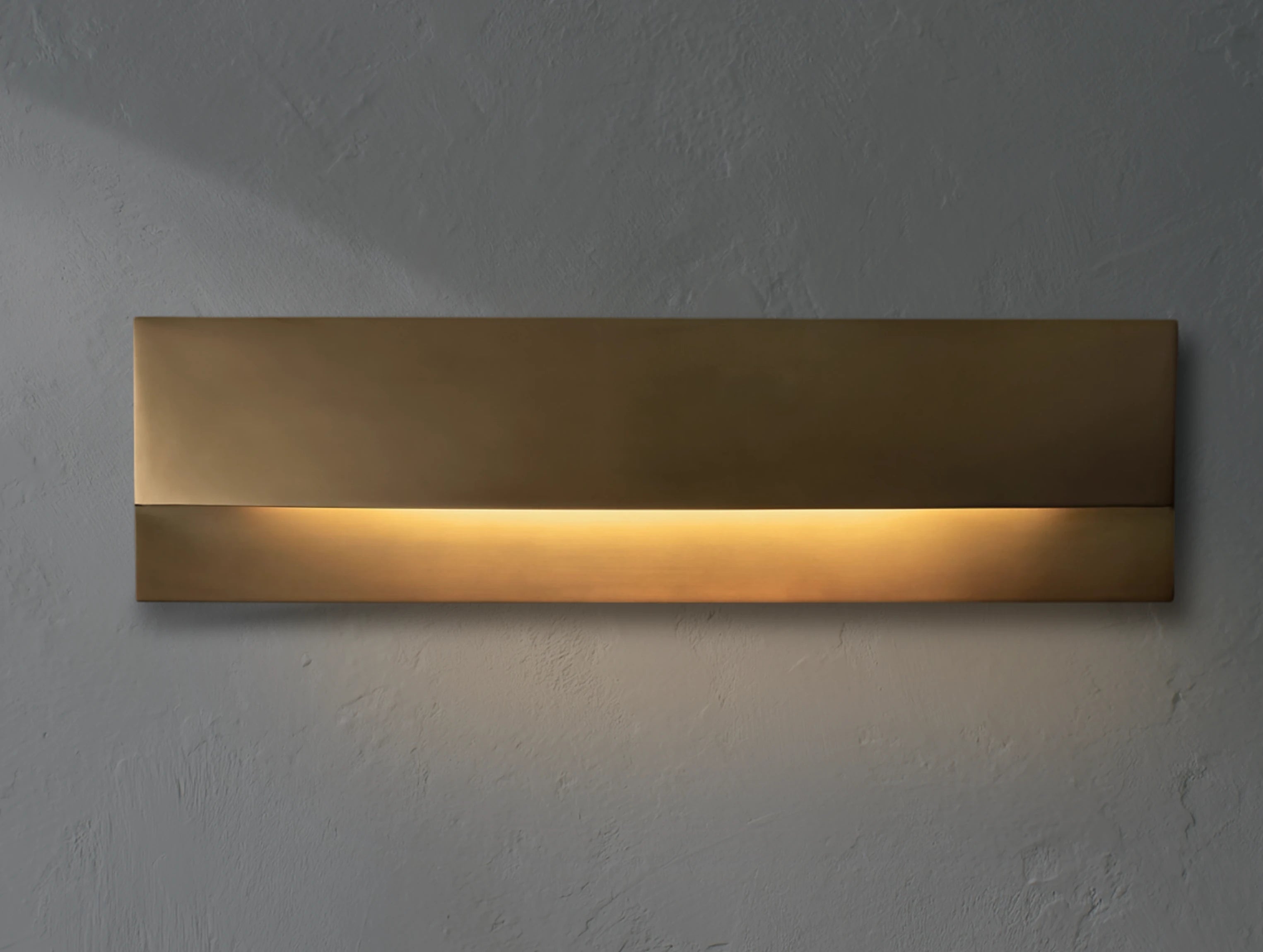 Taga Horizontal Rectangular Sconce