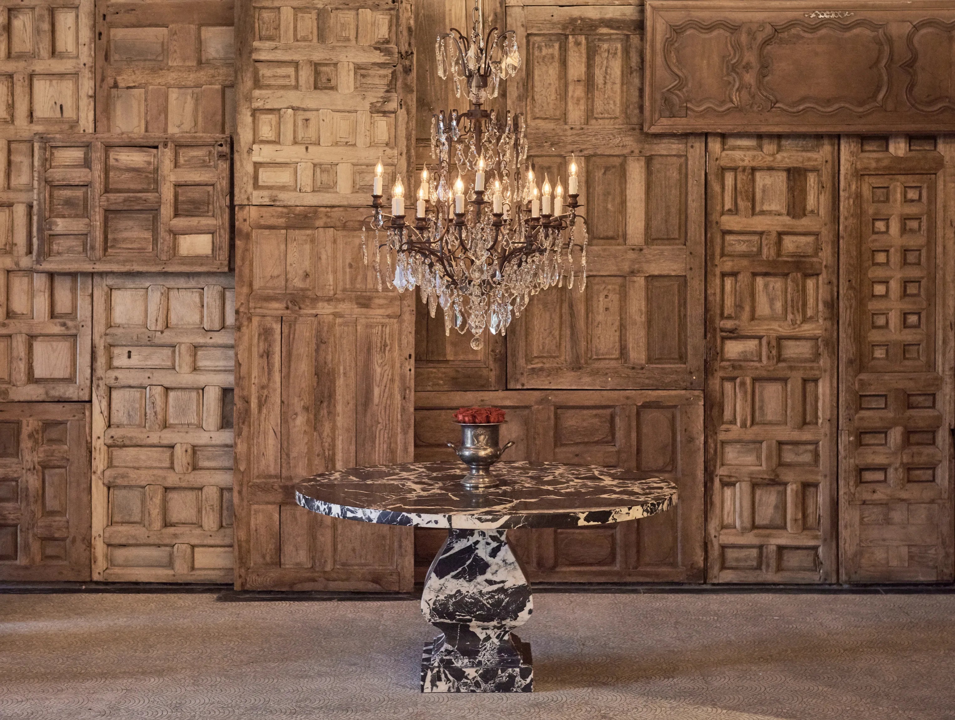 Verità Chandelier