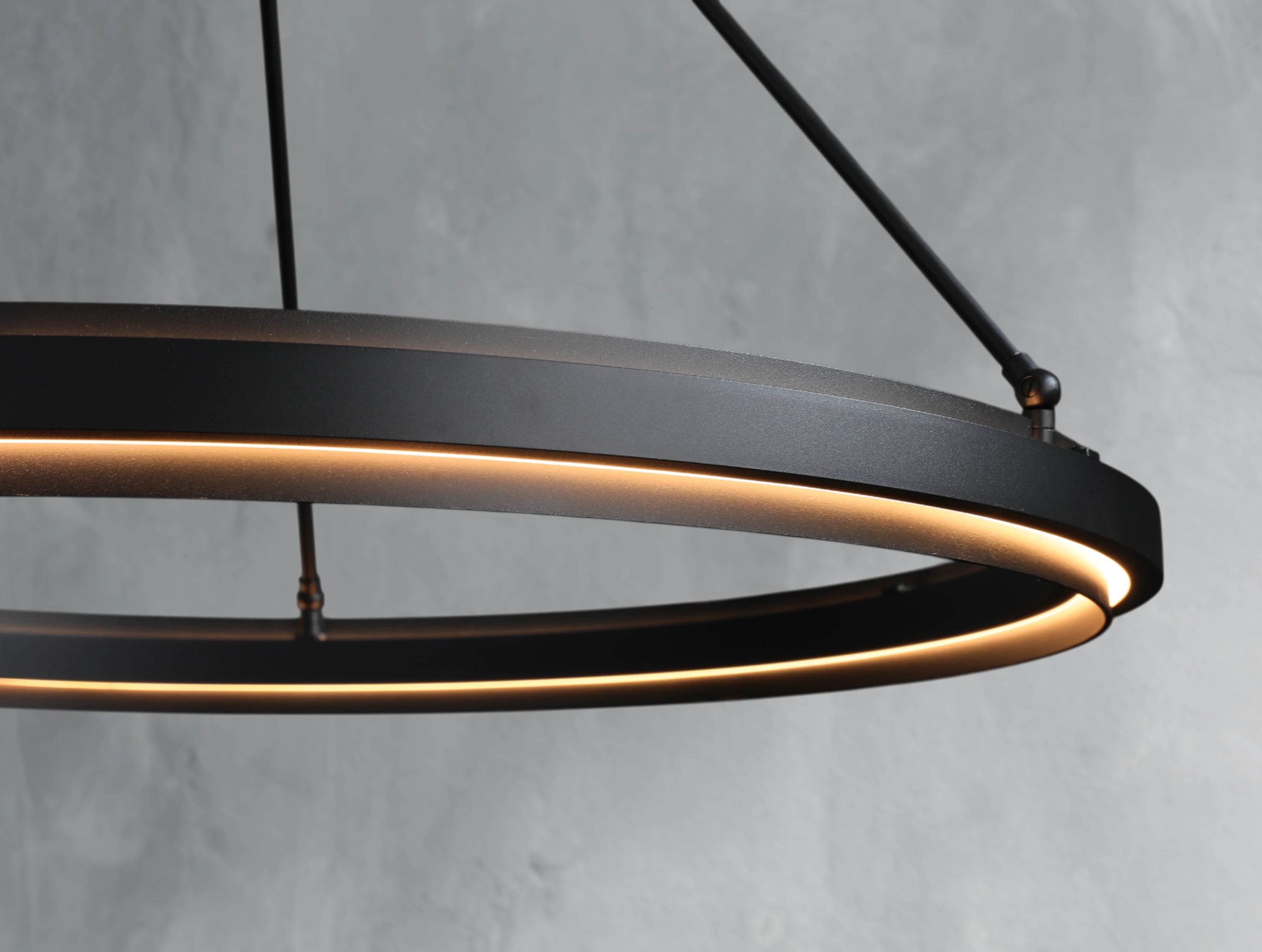 Pelta Round Chandelier