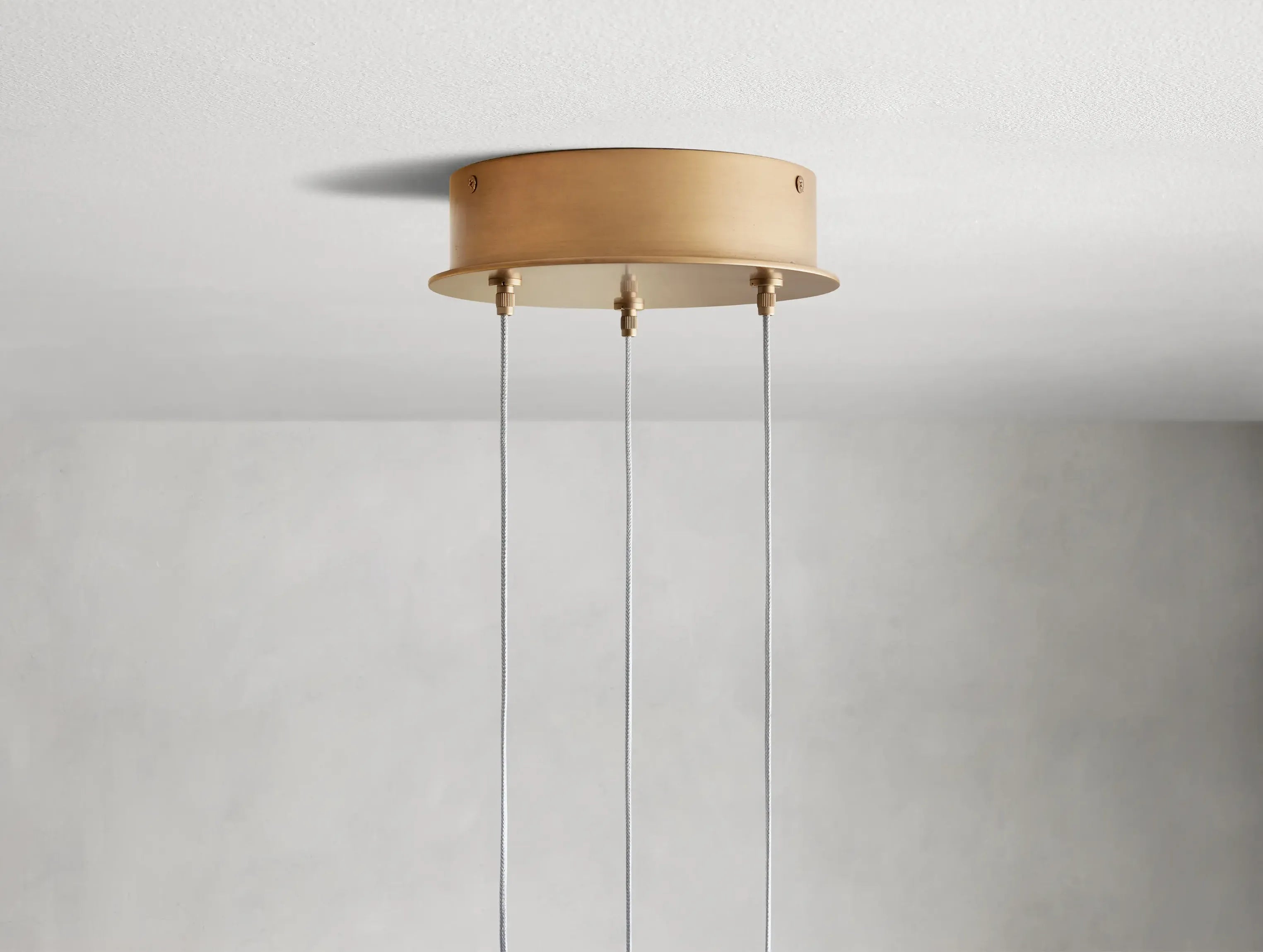 Alien-Alabaster-Around-Chandelier#color_brass-12”