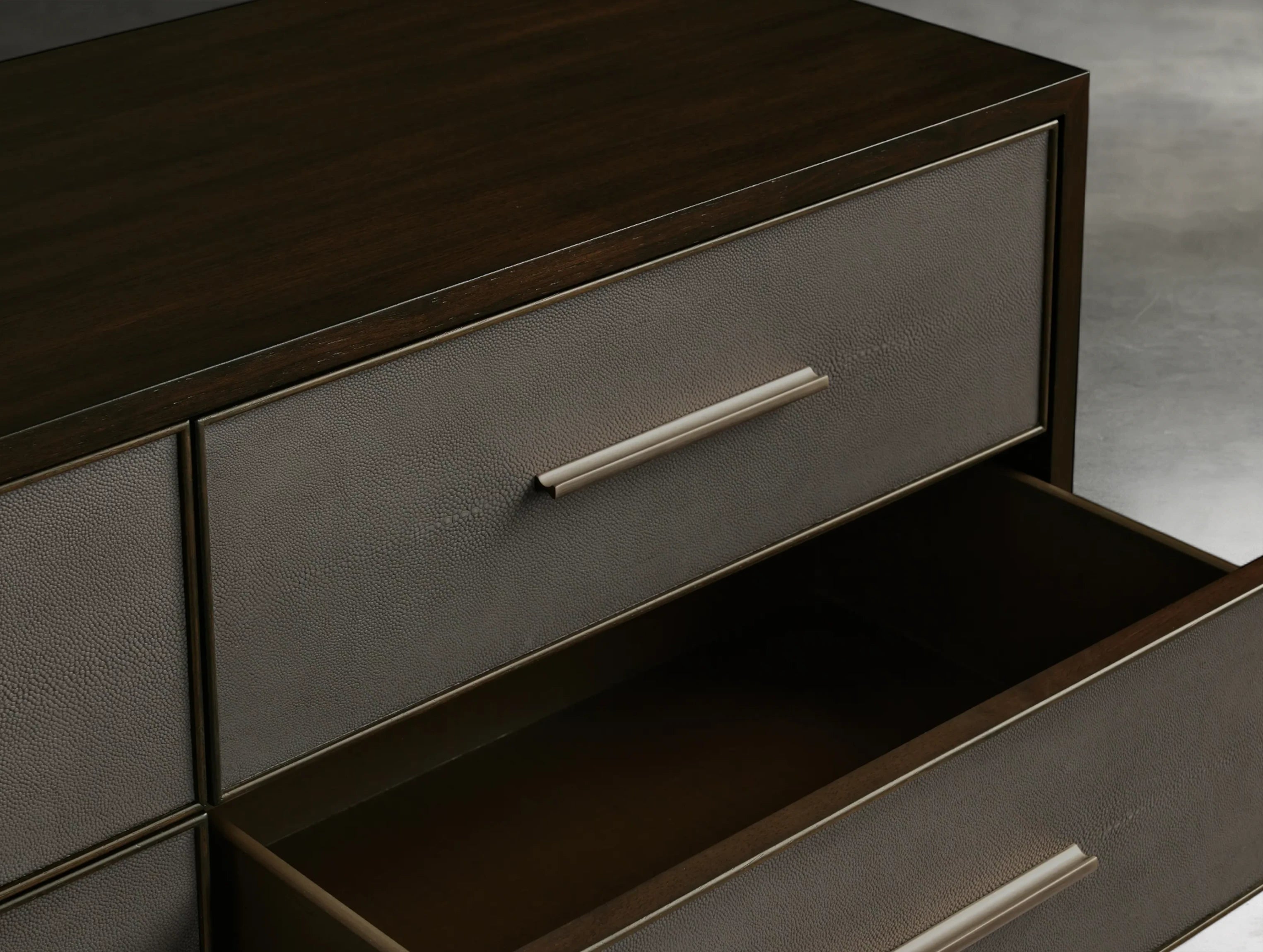 Ephlou Nine-Drawer Dresser