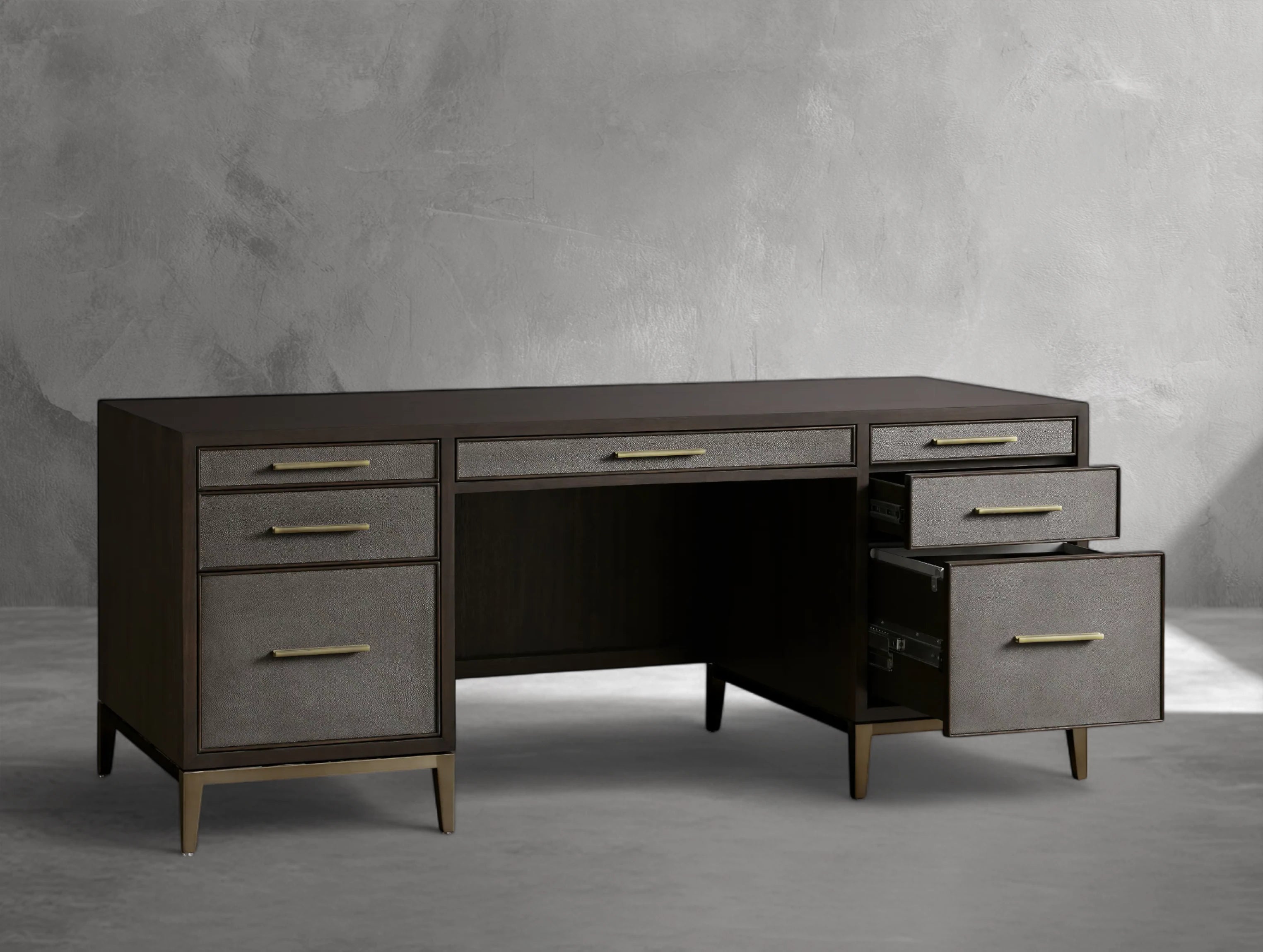 Ephlou Executive Desk