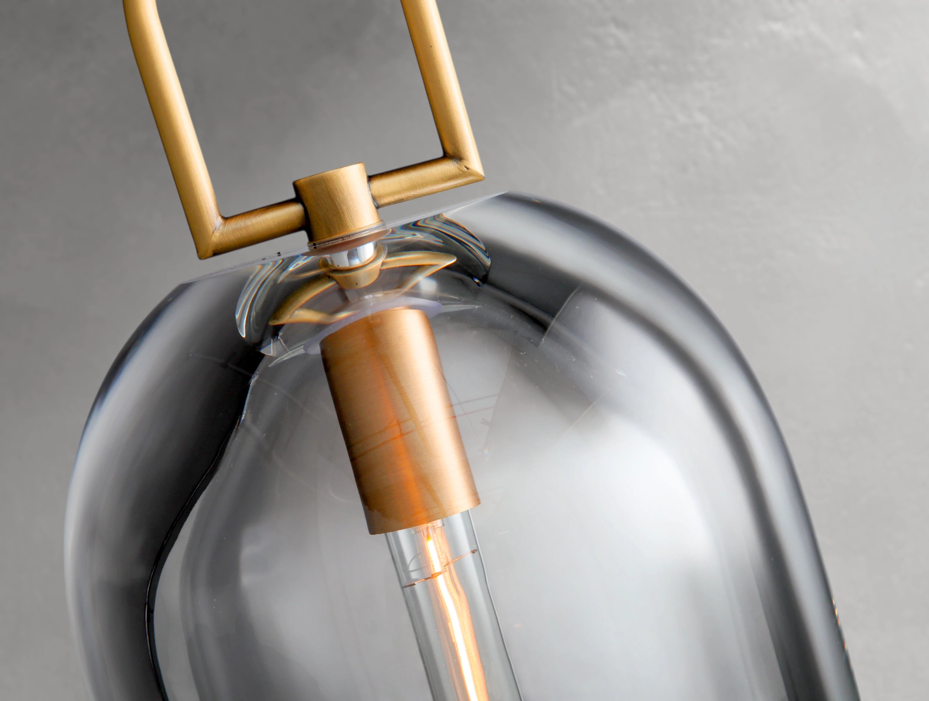 Borger Cloche Pendant