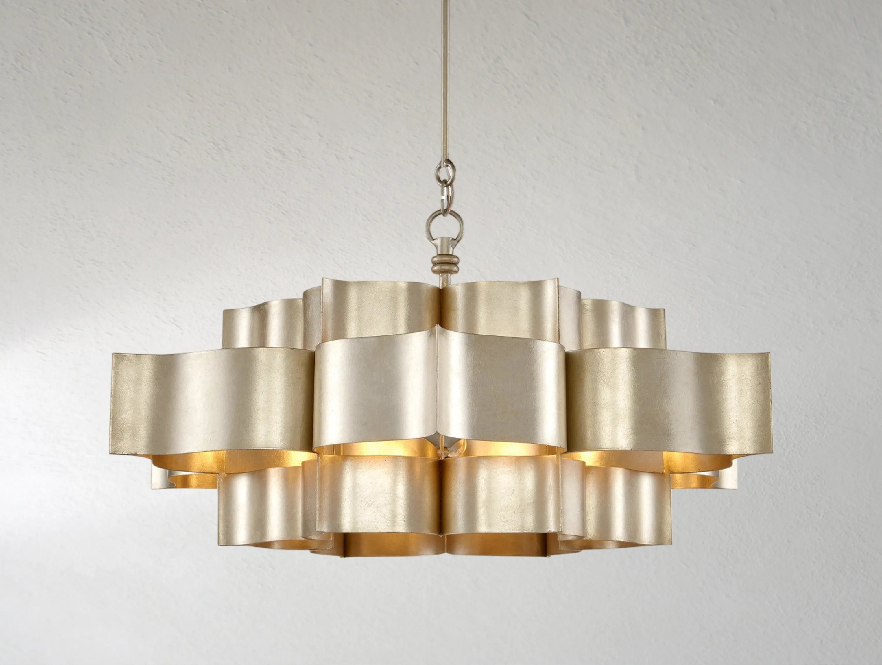 Grander Chandelier