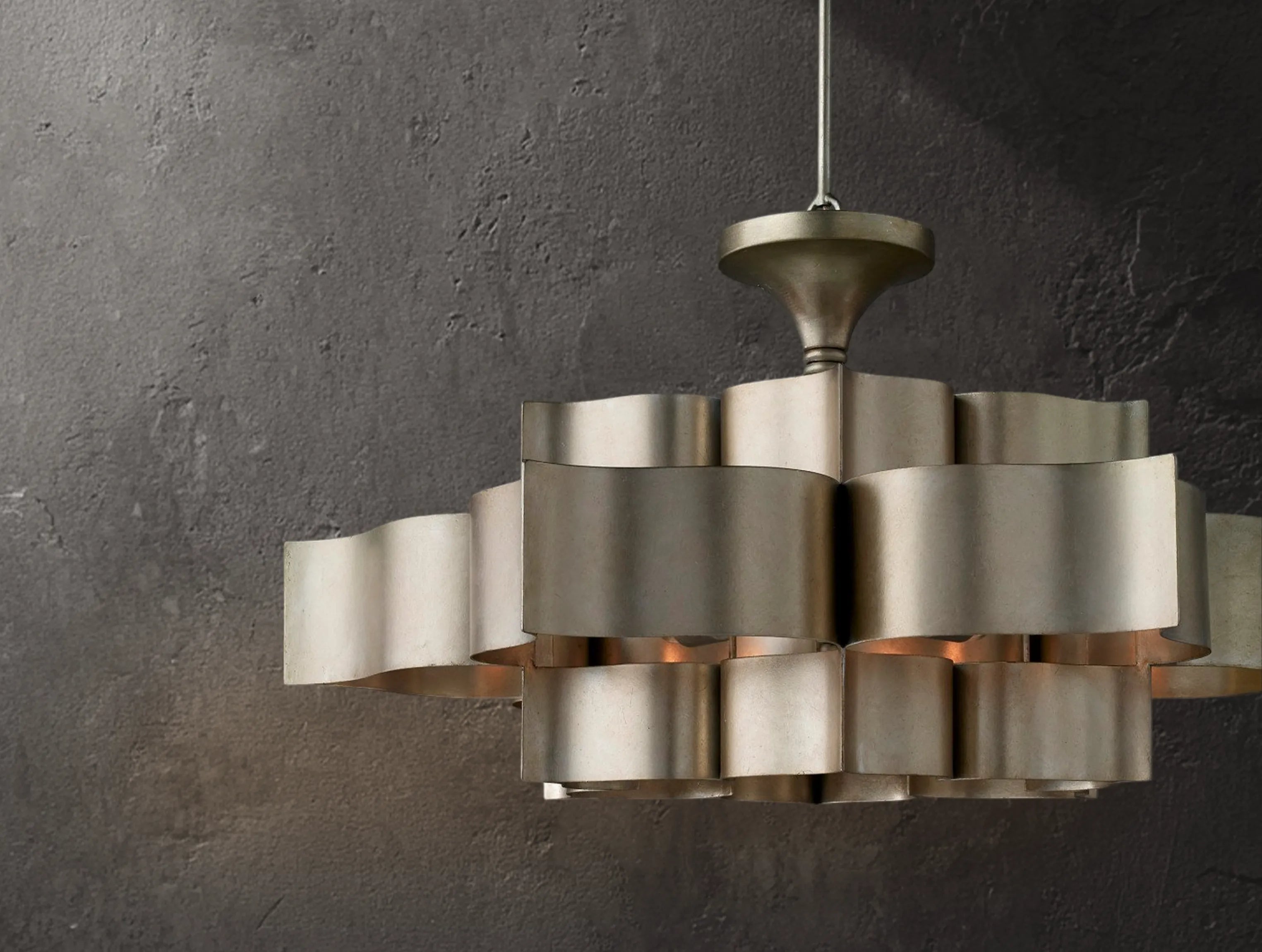 Grander Chandelier