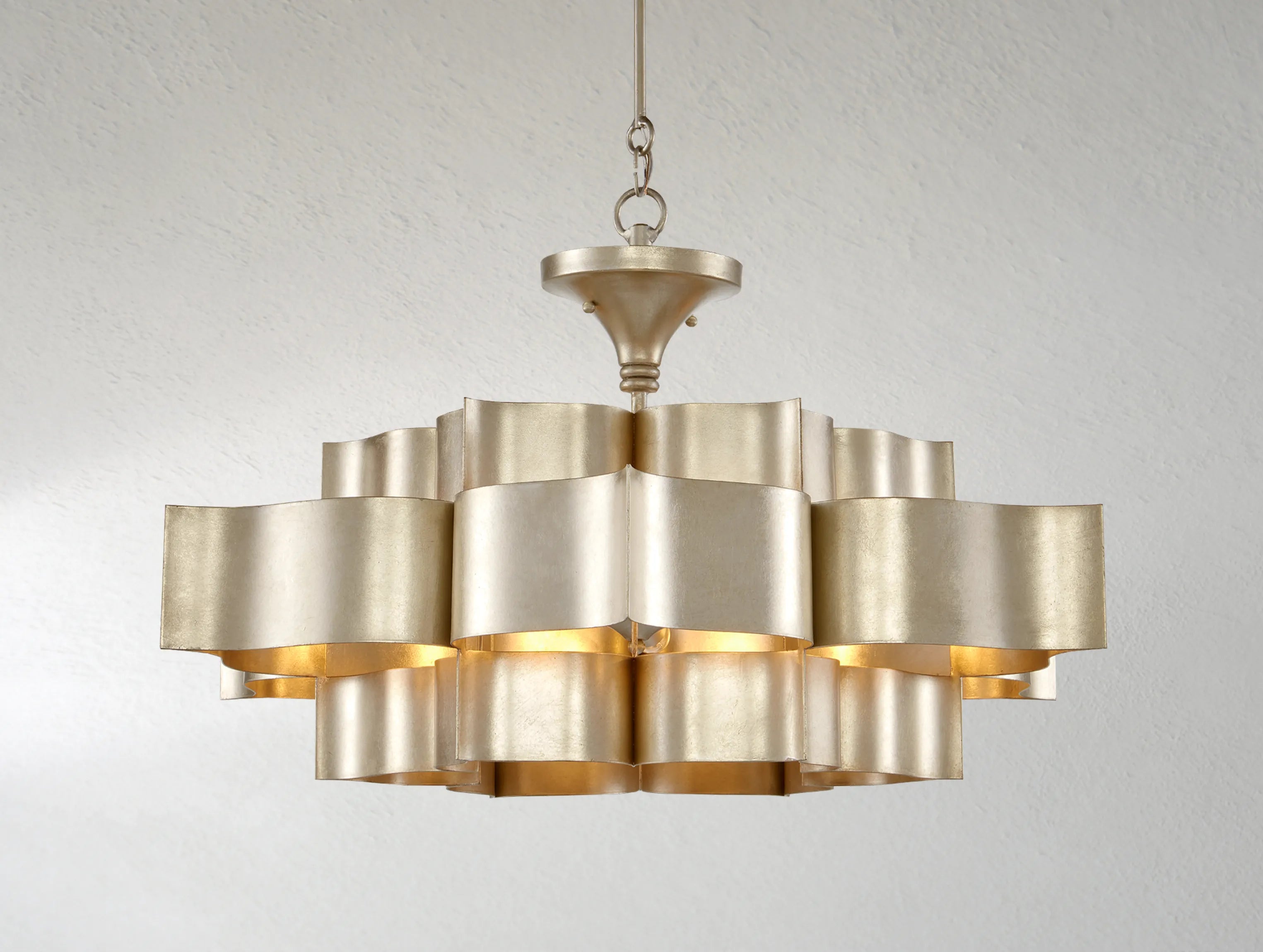 Grander Chandelier
