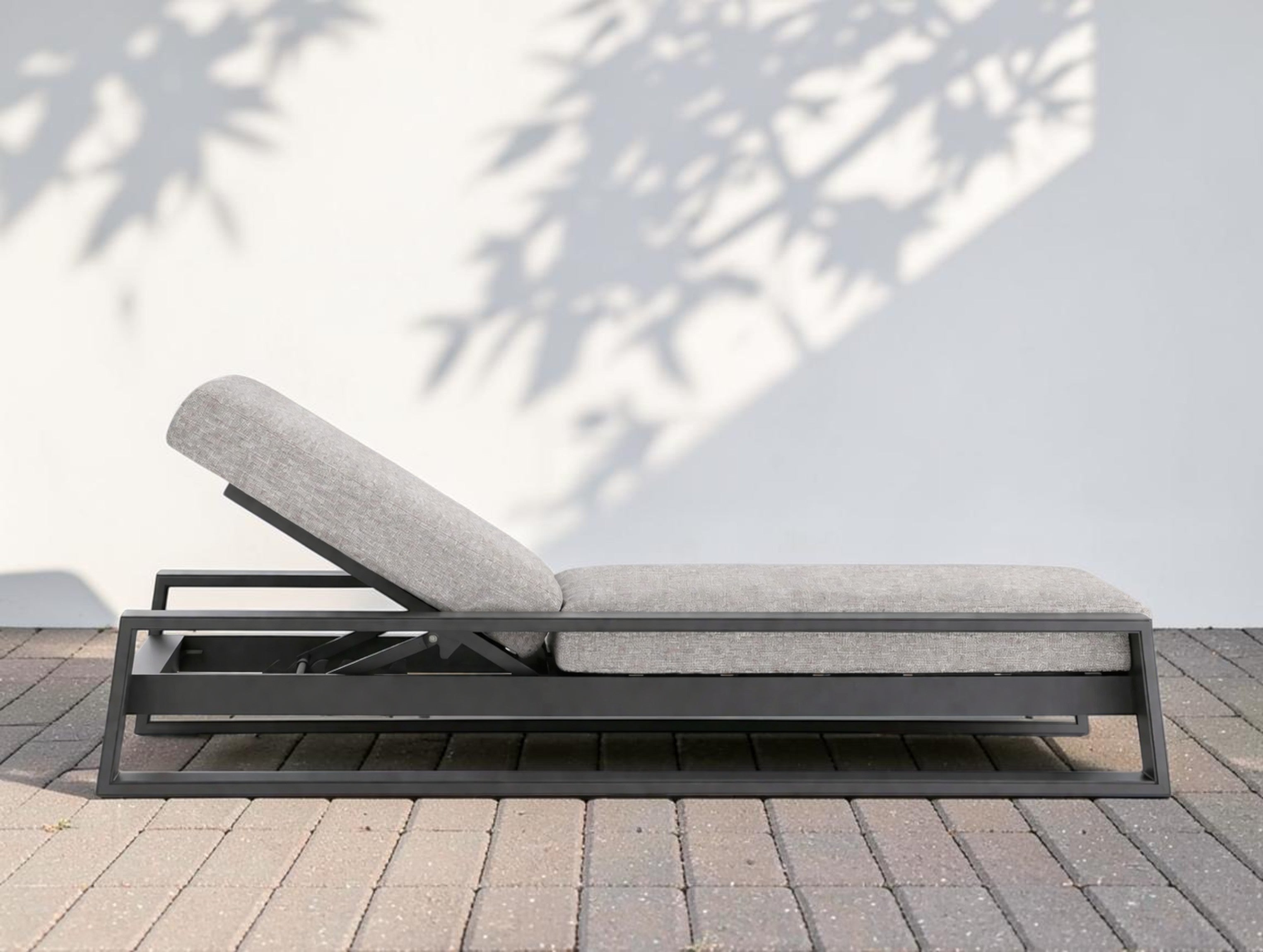 Bellano Outdoor Aluminum Chaise