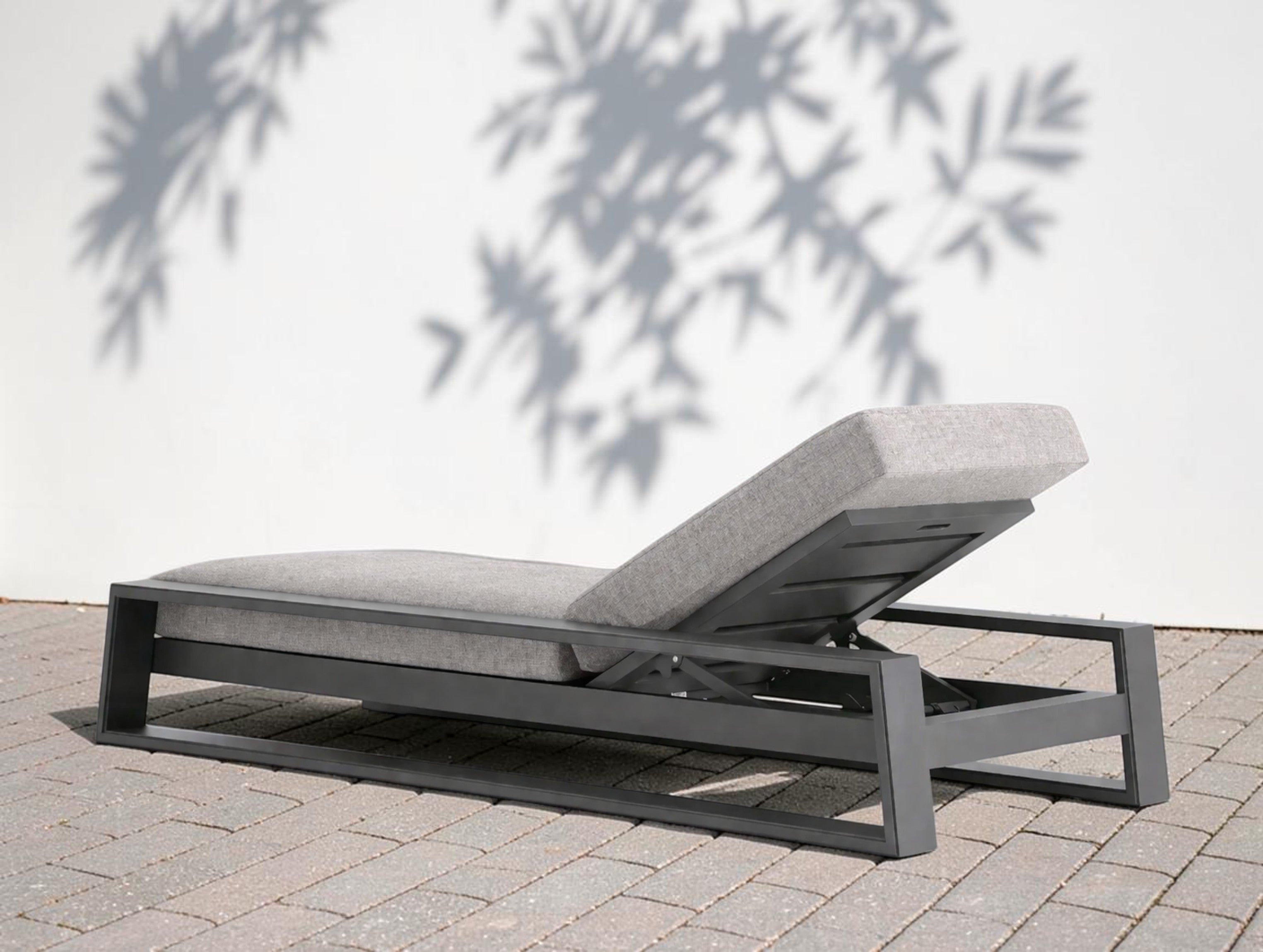 Bellano Outdoor Aluminum Chaise