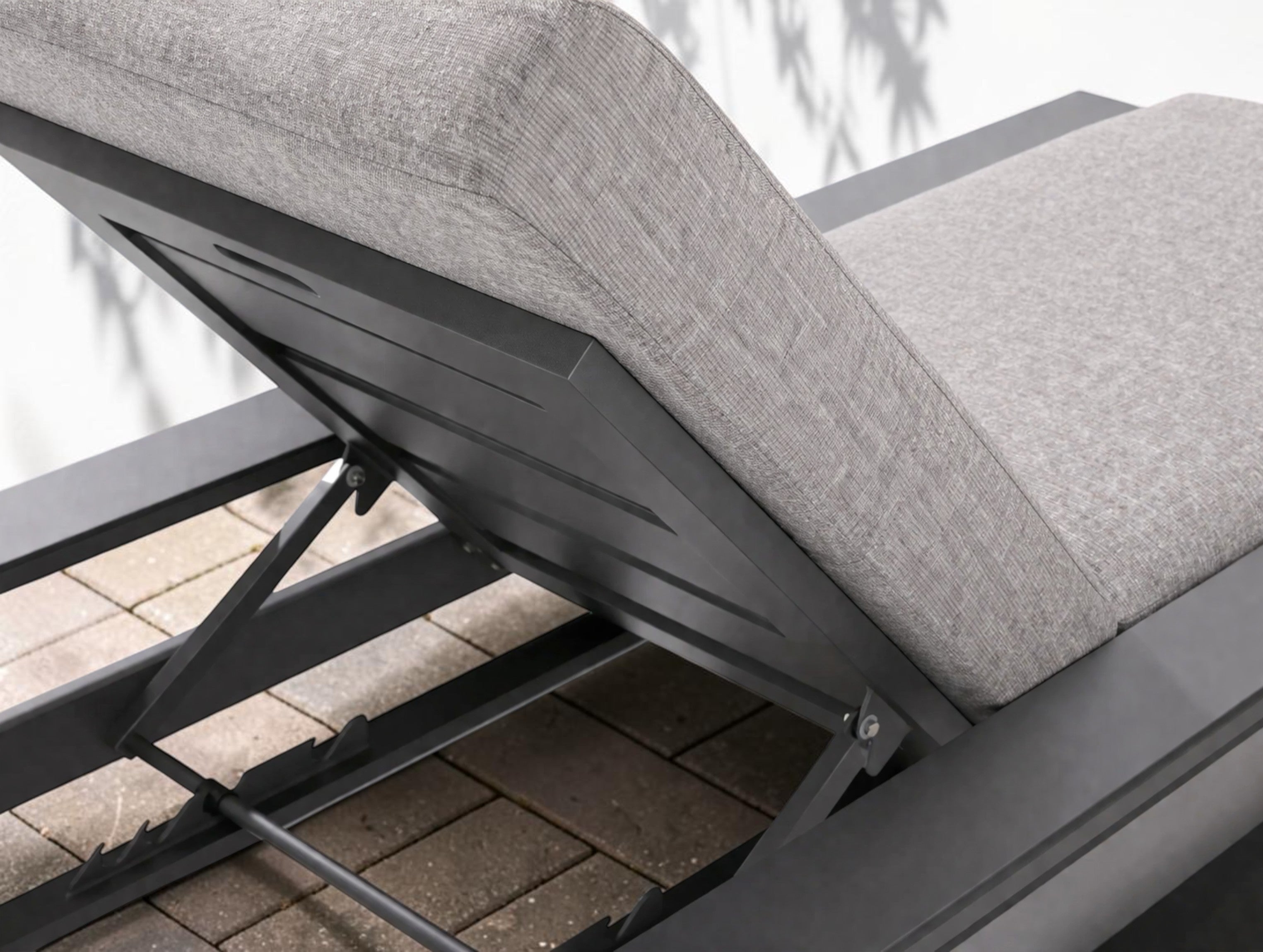 Bellano Outdoor Aluminum Chaise
