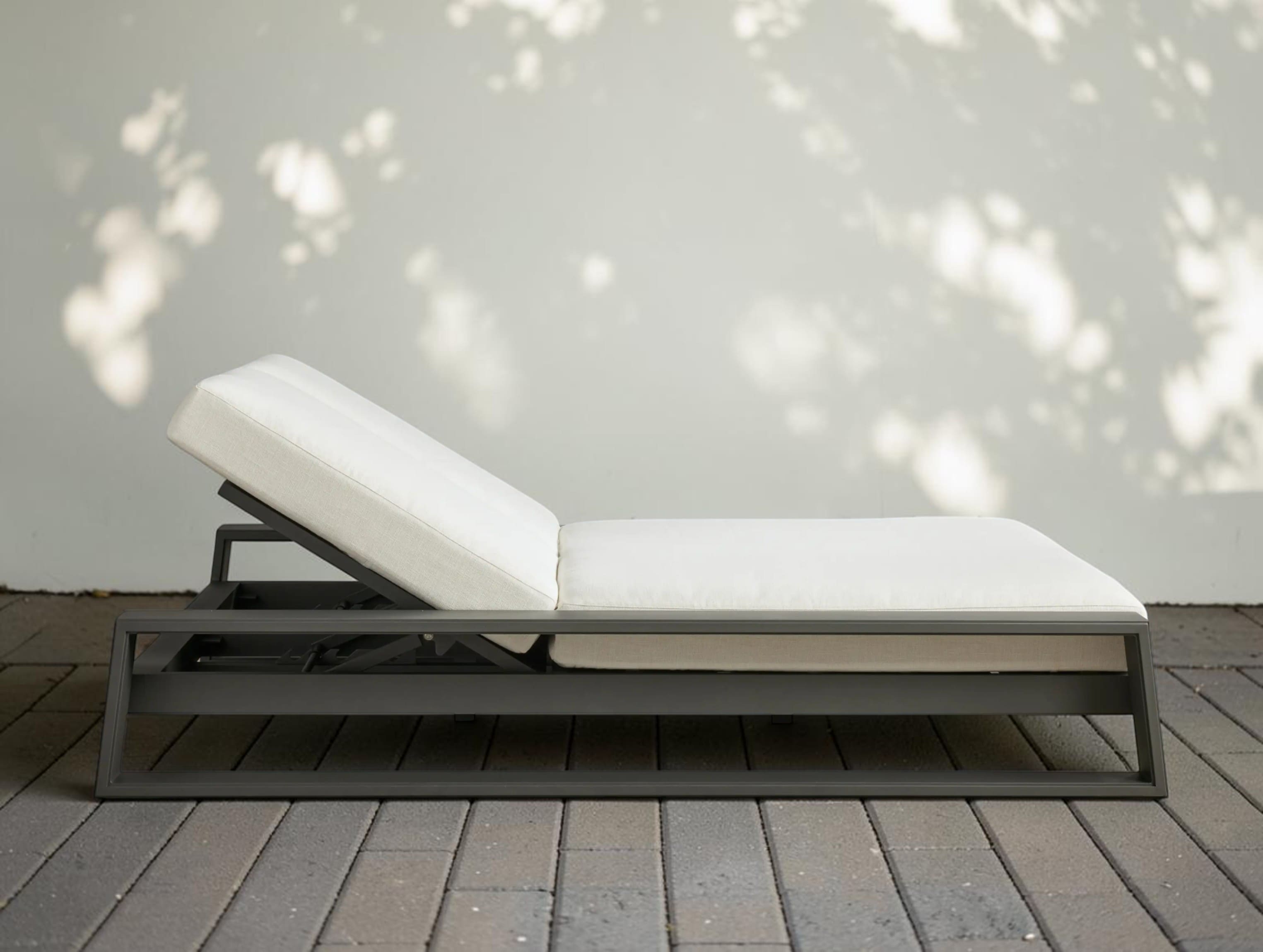 Bellano Outdoor Aluminum Double Chaise