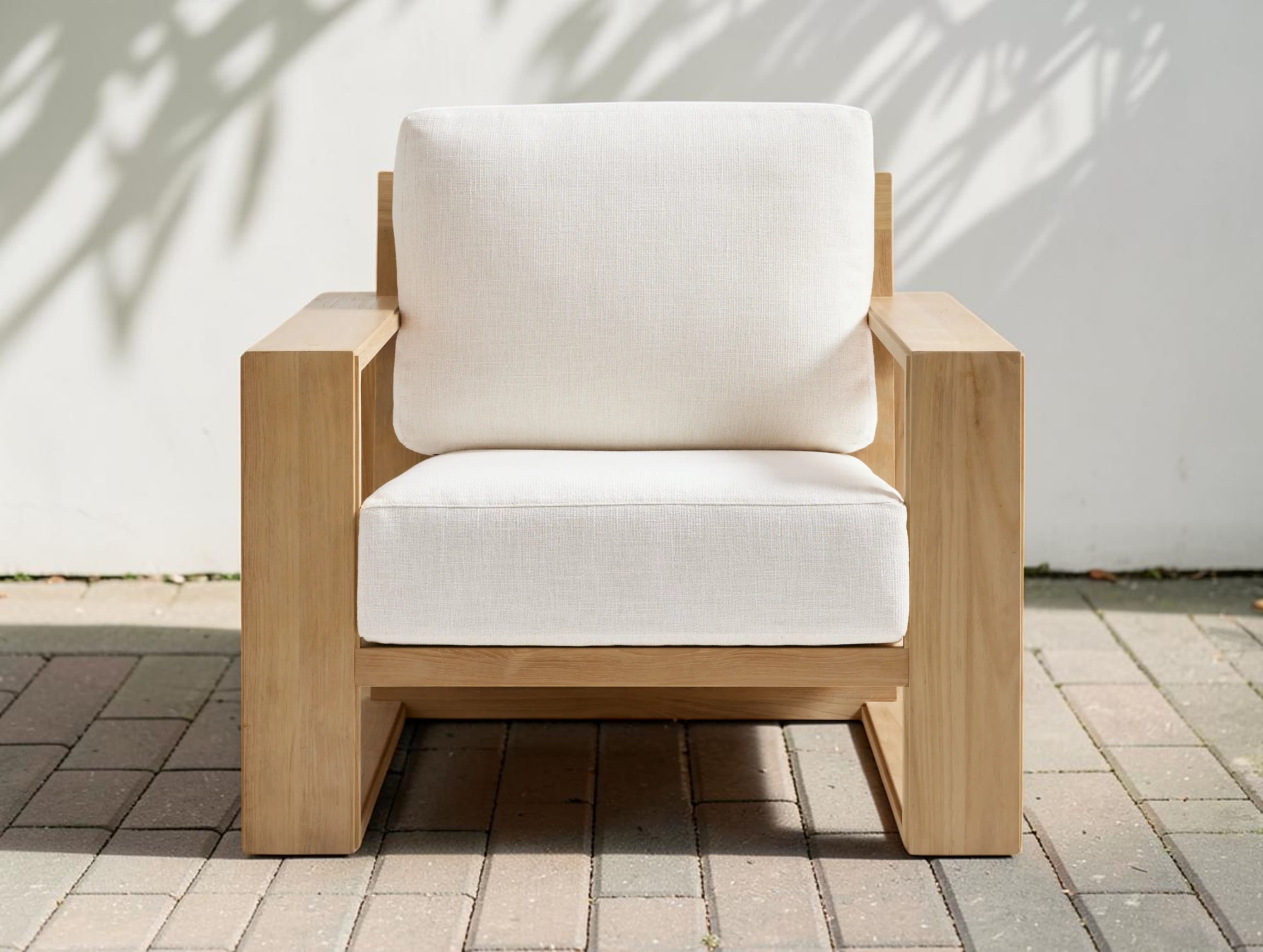 Bellano Outdoor Teak Lounge Chair