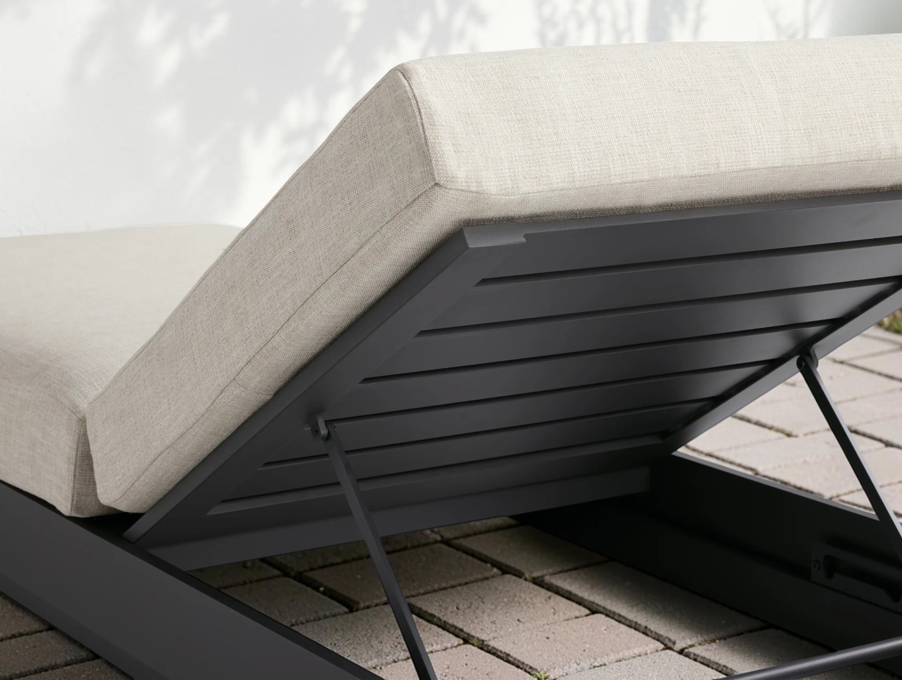 Orvieto Outdoor Aluminum Chaise